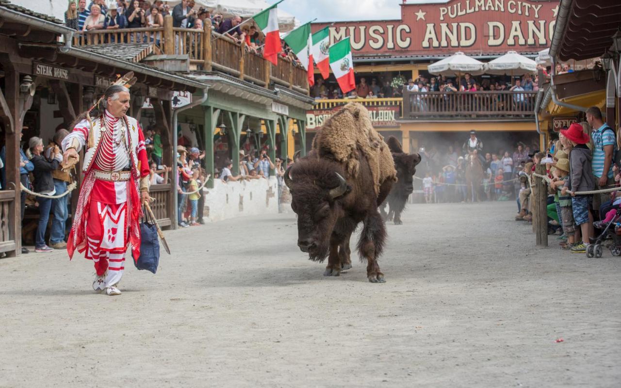 Pullman City Ferienpark 埃京 外观 照片